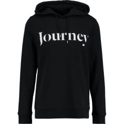 Samsøe & Samsøe TRAVEL Bluza z kapturem black. Bluzy nierozpinane męskie marki Samsøe & Samsøe. W wyprzedaży za 399.20 zł.