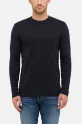 Męski Longsleeve Mustang Style Arlington Jet Black 1016875 4188. Czarne koszulki męskie z długim rękawem Mustang, m, bez wzorów, bez kołnierzyka, bez ramiączek. Za 119.99 zł.