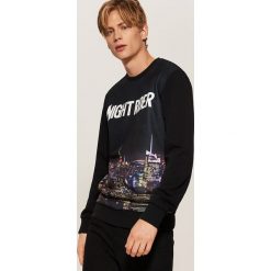 Bluza z fotonadrukiem - Czarny. Bluzy nierozpinane męskie marki House. W wyprzedaży za 49.99 zł.