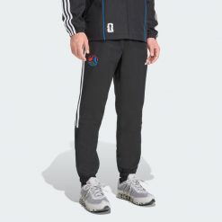 Spodnie Dresowe Host. Czarne spodnie dresowe męskie ADIDAS, bez wzorów, z dresówki. Za 299.00 zł.