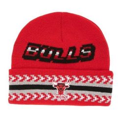Czapka Chicago Bulls NBA Game On Hwc. Czerwone czapki męskie Mitchell & Ness, na jesień, bez wzorów. Za 198.50 zł.
