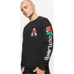 Bluza z motywem róży - Czarny. Bluzy nierozpinane męskie marki Cropp. Za 99.99 zł.