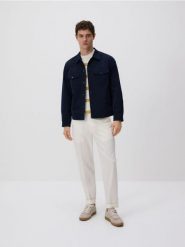 Kurtka z kołnierzem - granatowy. Niebieskie kurtki męskie Reserved, l, bez wzorów, bez ramiączek, bez kaptura. Za 179.99 zł.