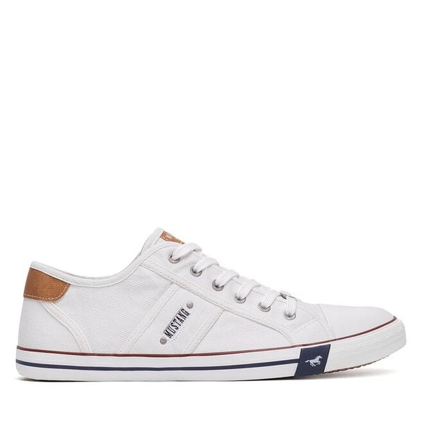 Trampki Mustang. Białe trampki męskie Mustang, bez wzorów, bez zapięcia. Za 229.99 zł.