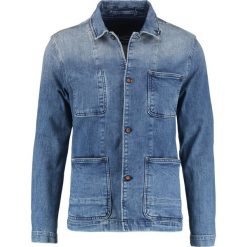 Denham BRULER Kurtka jeansowa indigo. Niebieskie kurtki męskie Denham, z bawełny. W wyprzedaży za 587.30 zł.