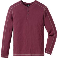 Shirt z bawełny pique, z długim rękawem i plisą guzikową Regular Fit bonprix jeżynowy. Koszulki męskie z długim rękawem marki bonprix. Za 54.99 zł.