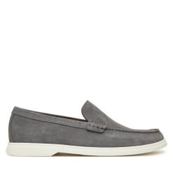 Mokasyny BOSS. Szare mokasyny męskie Boss, bez zapięcia. Za 469.99 zł.