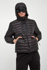 Kurtka męska puchowa C.P. COMPANY. Kurtki męskie C.P. Company, m, bez wzorów, z puchu, bez ramiączek, bez kaptura. Za 2,639.00 zł.