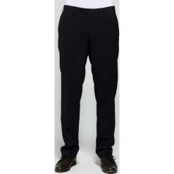 Lindbergh - Spodnie. Czarne eleganckie spodnie męskie Lindbergh, bez wzorów, z elastanu, eleganckie. W wyprzedaży za 99.90 zł.