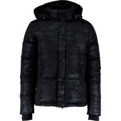 Penfield EQUINOX CAMO Kurtka puchowa black. Kurtki męskie marki Penfield. W wyprzedaży za 867.30 zł.