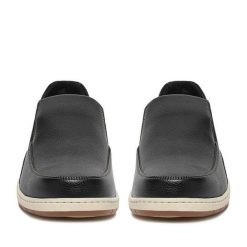 Półbuty Go Soft. Czarne codzienne półbuty męskie GO SOFT, bez wzorów, bez obcasa, bez zapięcia. Za 159.99 zł.