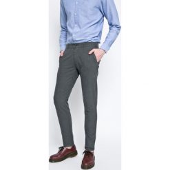 Selected - Spodnie. Spodnie na co dzień męskie marki Selected. W wyprzedaży za 129.90 zł.