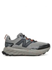 New Balance Buty do biegania Garoe MTGAROJ2 Szary. Szare buty do biegania męskie New Balance, bez wzorów, z materiału, bez zapięcia, do biegania. Za 449.99 zł.
