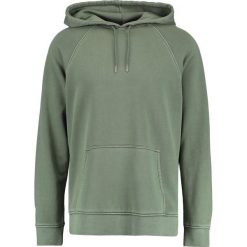 Samsøe & Samsøe TASH Bluza z kapturem thyme. Brązowe bluzy nierozpinane męskie Samsøe & Samsøe, m, z bawełny, z kapturem. W wyprzedaży za 399.20 zł.