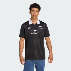 Koszulka All Blacks Supporter Polo. Czarne koszulki polo męskie ADIDAS, xl, bez wzorów, eleganckie, bez kołnierzyka, bez ramiączek. Za 299.00 zł.
