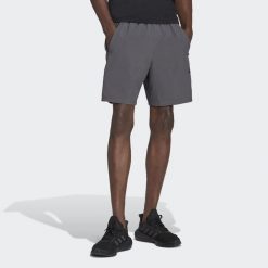 Spodenki krótkie treningowe męskie adidas Essentials. Brązowe buty treningowe męskie ADIDAS, bez wzorów, z materiału, bez zapięcia, na fitness i siłownię. Za 119.00 zł.