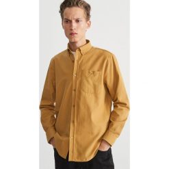 Koszula regular fit - Żółty. Żółte koszule męskie Reserved. Za 159.99 zł.