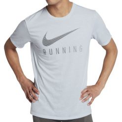 Nike Koszulka Do Biegania M Nk Dry Tee Dbl Swoosh Xl. T-shirty sportowe męskie marki Nike. W wyprzedaży za 79.00 zł.