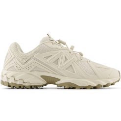 Buty męskie New Balance ML610DG – beżowe. Brązowe buty sportowe na co dzień męskie New Balance, m, bez wzorów, z gumy, klasyczne, bez ramiączek, bez kaptura. Za 299.99 zł.