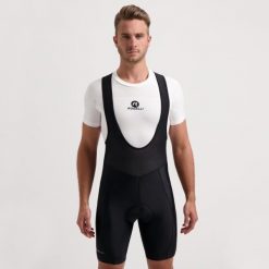 Spodenki rowerowe męskie Rogelli Econ. Czarne szorty sportowe męskie Rogelli, bez wzorów, sportowe. W wyprzedaży za 112.00 zł.