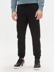 Calvin Klein Jeans Spodnie dresowe J30J324696 Czarny Skinny Fit. Czarne spodnie dresowe męskie Calvin Klein Jeans, bez wzorów, z bawełny. Za 249.99 zł.