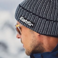 Czapka Eisbar Sorrak MÜ SA. Czarne czapki męskie Eisbar, bez wzorów, z wełny, sportowe. Za 219.90 zł.