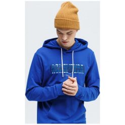 Feewear Bluza Z Kapturem Griffin , niebieski, rozmiar M. Niebieskie bluzy nierozpinane męskie Feewear, m, bez wzorów, z bawełny, z kapturem. W wyprzedaży za 103.99 zł.