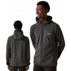 Kurtka softshell dla mężczyzn Regatta RML260. Czarne kurtki męskie Regatta, m, bez wzorów, z softshellu, sportowe, bez ramiączek, bez kaptura. W wyprzedaży za 99.99 zł.