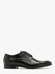 Czarne półbuty męskie z przeszyciem na cholewce. Czarne eleganckie półbuty męskie Ryłko, ze skóry, bez obcasa, bez zapięcia. Za 379.99 zł.
