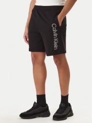Calvin Klein Szorty sportowe LV04LF240G Czarny Regular Fit. Czarne szorty sportowe męskie Calvin Klein, bez wzorów, z bawełny, sportowe. Za 289.99 zł.