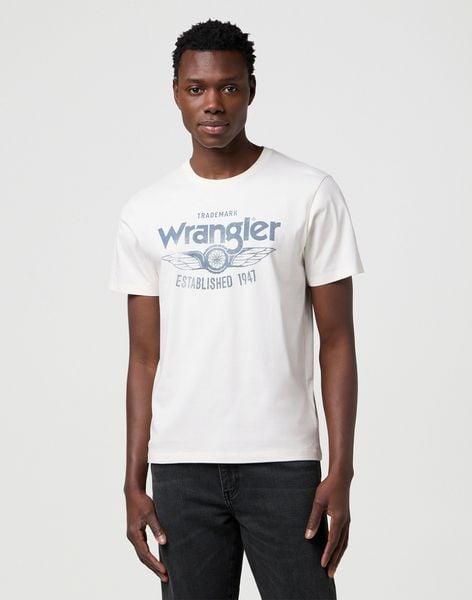 MESKA KOSZULKA WRANGLER AMERICANA TEE WORN WHITE 112371417. Białe t-shirty męskie Wrangler, xl, bez wzorów, bez kołnierzyka, bez ramiączek. Za 79.99 zł.