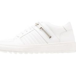 Antony Morato Sneakersy niskie bianco. Buty sportowe na co dzień męskie marki Antony Morato. Za 669.00 zł.