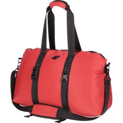 Torba sportowa TPU101 - czerwony. Torby sportowe męskie 4f. W wyprzedaży za 129.99 zł.