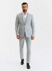 PAKO LORENTE – Męskie jasnoszare spodnie garniturowe. Szare eleganckie spodnie męskie Pako Lorente, bez wzorów, z elastanu. Za 399.99 zł.