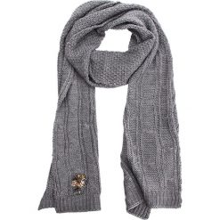 Szal TWINSET - Sciarpa OA8T6C Grigio Medio Melange 0082M. Szaliki męskie marki Giacomo Conti. W wyprzedaży za 279.00 zł.