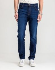MESKIE SPODNIE WRANGLER TEXAS SLIM NIGHT SHADE 112350865. Jeansy męskie Wrangler, bez wzorów, z jeansu. Za 219.99 zł.