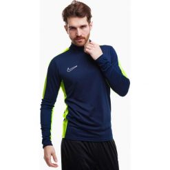 Bluza treningowa męska Nike DF Academy 23 SS Drill. Niebieskie bluzy nierozpinane męskie Nike, m, bez wzorów, bez ramiączek, bez kaptura. Za 235.41 zł.