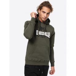 Bluza z kapturem Lonsdale Thurning. Czarne bluzy nierozpinane męskie Lonsdale, m, bez wzorów, z kapturem. Za 250.50 zł.
