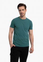 Bawełniana koszulka T-BASIC. Niebieskie t-shirty męskie Volcano, l, bez wzorów, z bawełny, bez kołnierzyka, bez ramiączek. Za 54.99 zł.