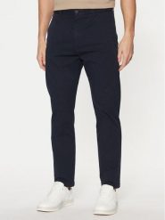 HUGO Chinosy 50530886 Granatowy Slim Fit. Niebieskie eleganckie spodnie męskie Hugo, bez wzorów, z bawełny. Za 279.99 zł.
