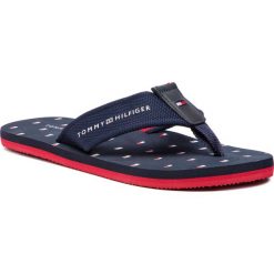 Japonki TOMMY HILFIGER - Mini Flag Footbed Beach Sandal FM0FM01930 Midnight 403. Klapki i japonki męskie marki Tommy Hilfiger. Za 159.00 zł.