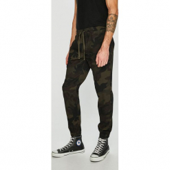 Brave Soul - Spodnie. Szare spodnie na co dzień męskie Brave Soul, z bawełny, casualowe. Za 119.90 zł.