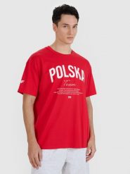 4F Koszulka kibica uniseks - czerwona XS. Czerwone t-shirty męskie 4f, m, bez wzorów, z bawełny, bez kołnierzyka, bez ramiączek. Za 49.99 zł.
