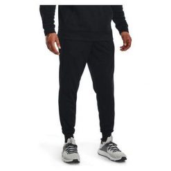 Spodnie fitness męskie Under Armour Armour Fleece Joggers. Czarne spodnie dresowe męskie Under Armour, bez wzorów, z dresówki. Za 249.99 zł.