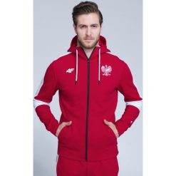 BLUZA KIBICA MĘSKA BLM501 - CZERWONY. Bluzy rozpinane męskie marki 4f. Za 179.99 zł.