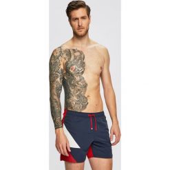 EA7 Emporio Armani - Kąpielówki. Niebieskie kąpielówki męskie marki EA7 Emporio Armani, bez wzorów, z poliesteru. Za 279.90 zł.