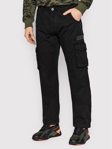 Alpha Industries Spodnie materiałowe Jet 101212 Czarny Straight Fit. Czarne spodnie na co dzień męskie Alpha Industries, bez wzorów, z bawełny. Za 249.99 zł.