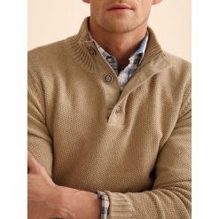 SWETER DŁUGI RĘKAW MĘSKI Z GUZIKIEM, Z ZAMKIEM. Swetry męskie marki TOP SECRET. W wyprzedaży za 59.99 zł.