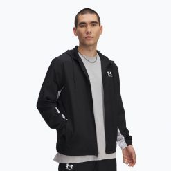 Kurtka męska Under Armour Rival Woven Windbreaker. Czarne kurtki męskie Under Armour, l, bez wzorów, sportowe, bez ramiączek, bez kaptura. Za 209.99 zł.
