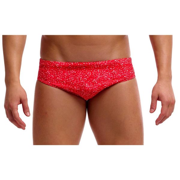 Kąpielówki męskie Funky Trunks Hot Coals - slipy. Czerwone kąpielówki męskie FUNKY TRUNKS, l, bez wzorów. Za 139.00 zł.
